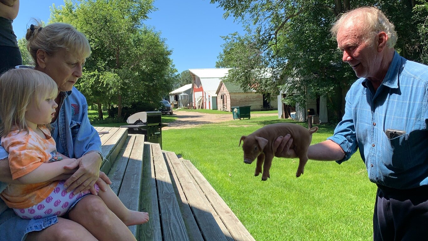 Image placeholder indicating a photo is needed for content.
