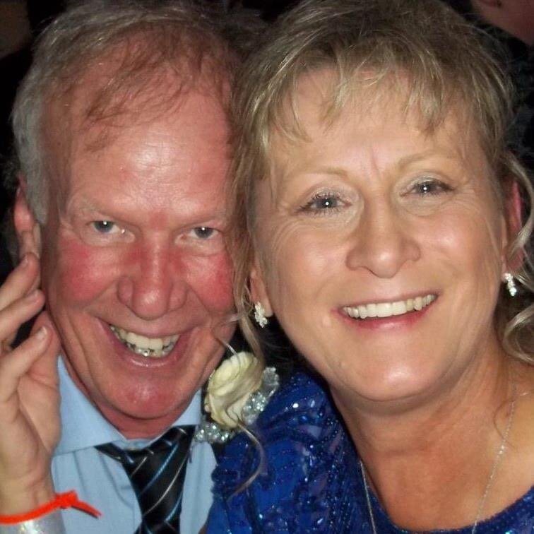 dad+and+mom+at+Danielle's+wedding